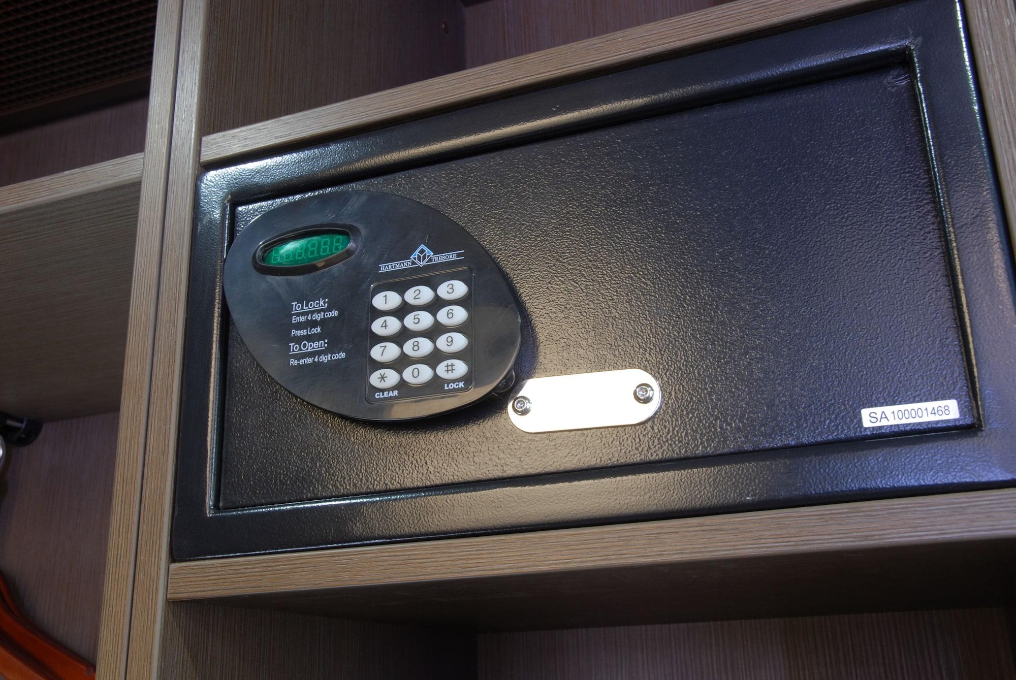B&B Hotel Colmar Liberte 4 Etoiles エクステリア 写真