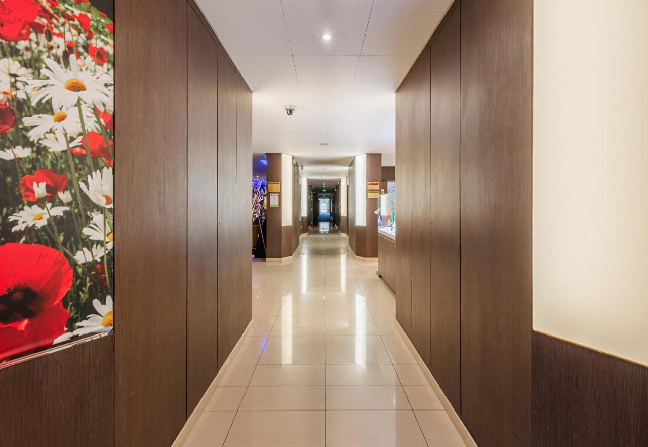 B&B Hotel Colmar Liberte 4 Etoiles エクステリア 写真