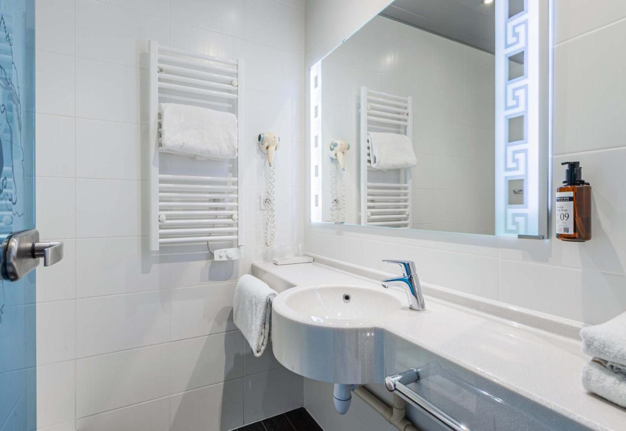 B&B Hotel Colmar Liberte 4 Etoiles エクステリア 写真