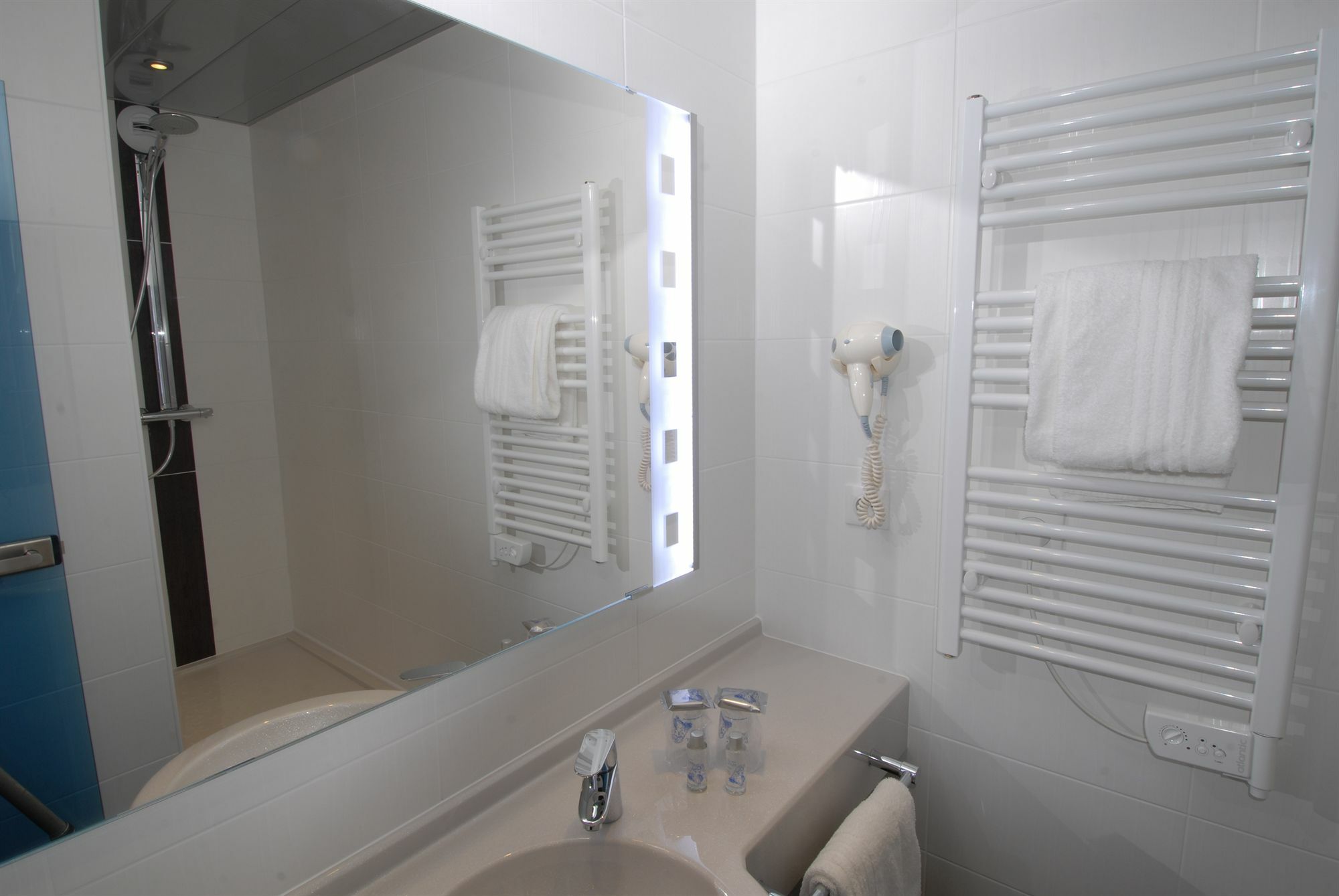 B&B Hotel Colmar Liberte 4 Etoiles エクステリア 写真